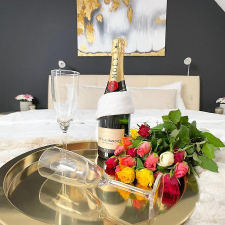 M-Style 04 Apartment Mit Balkon Und Gasgrill, 24H Self-Check-In, Free Parking, Netflix Нюрнберг Екстер'єр фото