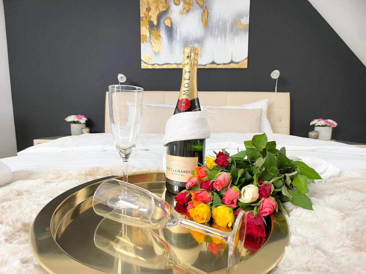 M-Style 04 Apartment Mit Balkon Und Gasgrill, 24H Self-Check-In, Free Parking, Netflix Нюрнберг Екстер'єр фото