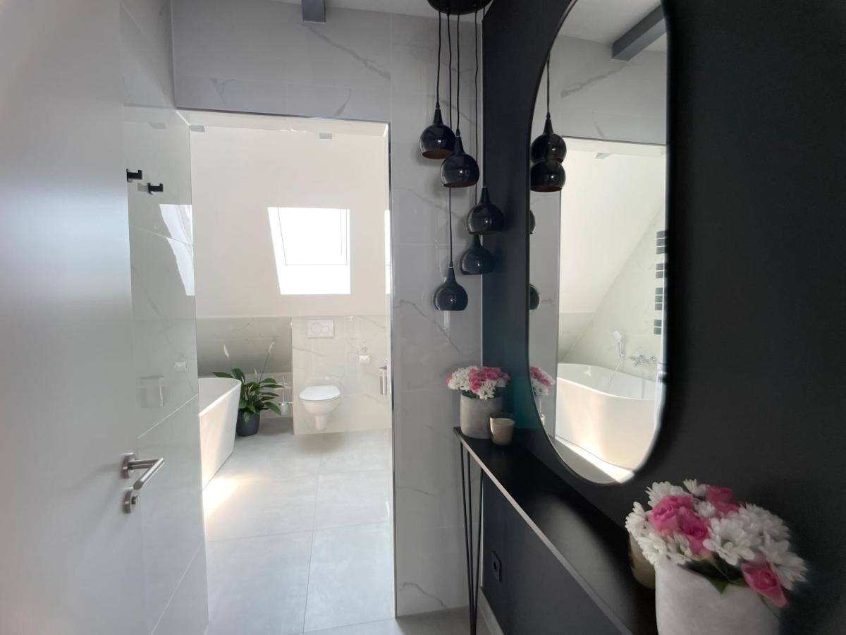 M-Style 04 Apartment Mit Balkon Und Gasgrill, 24H Self-Check-In, Free Parking, Netflix Нюрнберг Екстер'єр фото